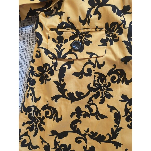 Elegant Black and Gold Trench Coat - Picture 5 of 11